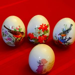 3 avon eggs 1 holly hobby egg